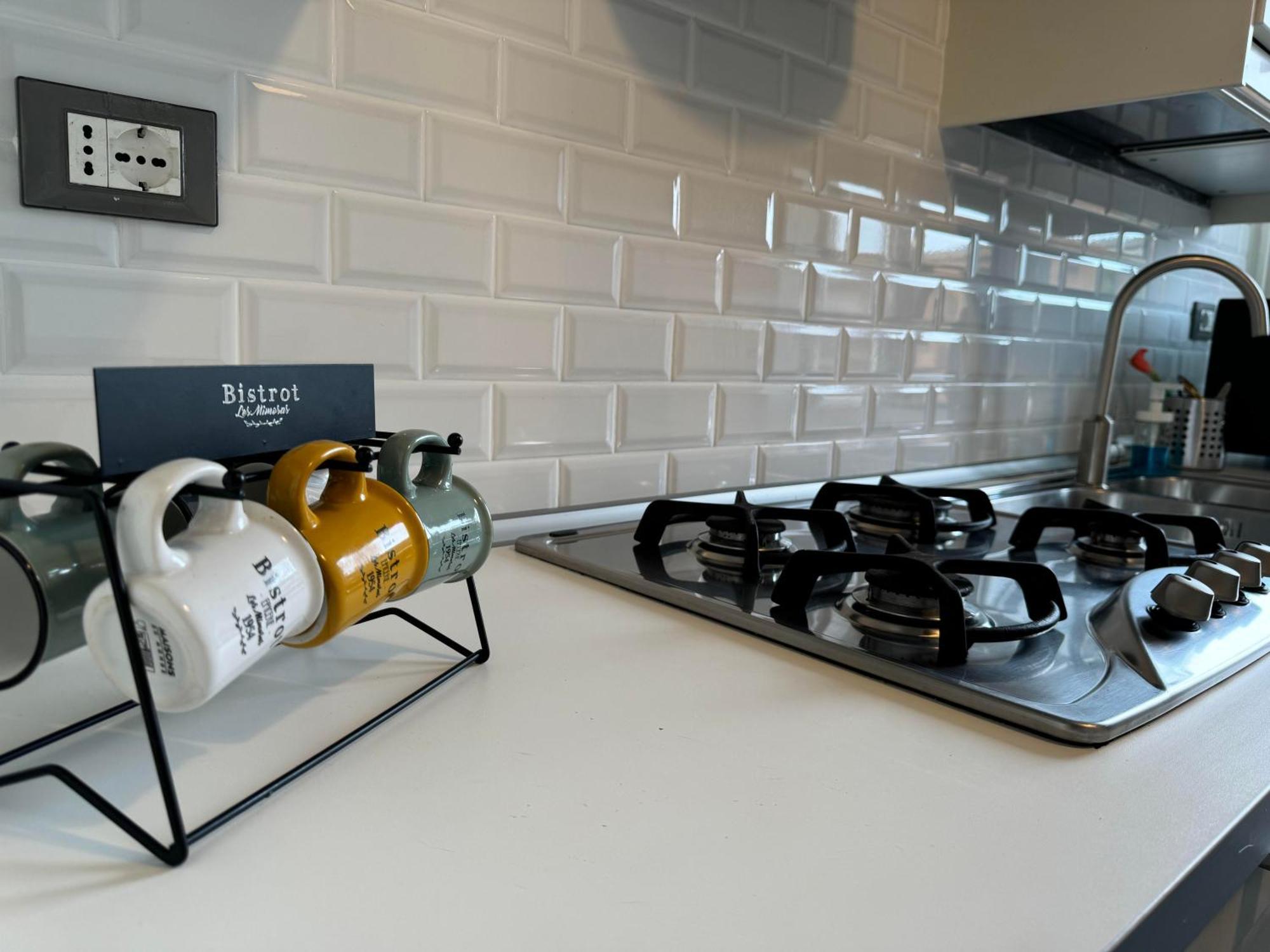 Zama Living Apartment Rom
